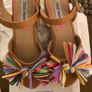 Girls Size 4 sandals